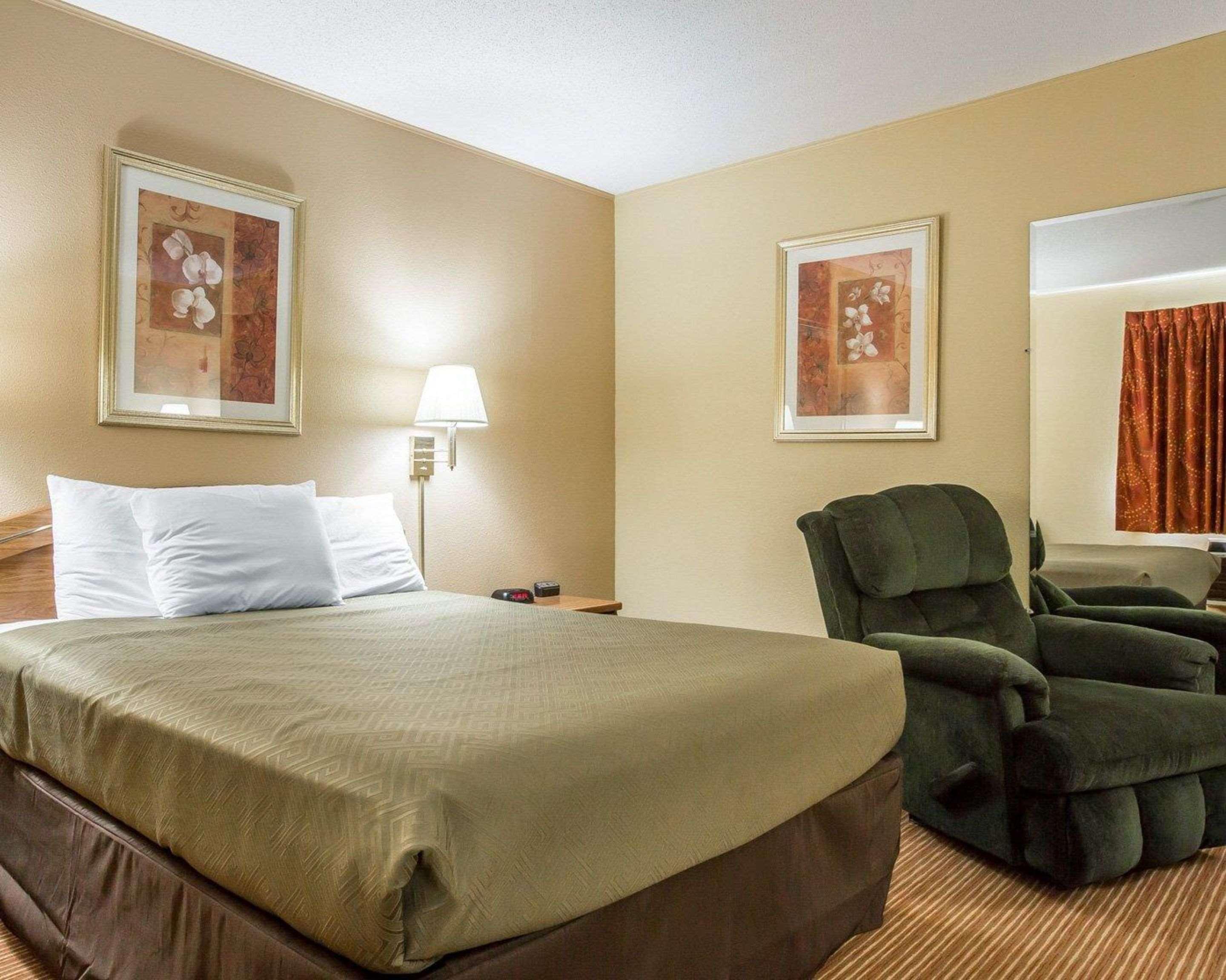 Surestay By Best Western Massena Ngoại thất bức ảnh