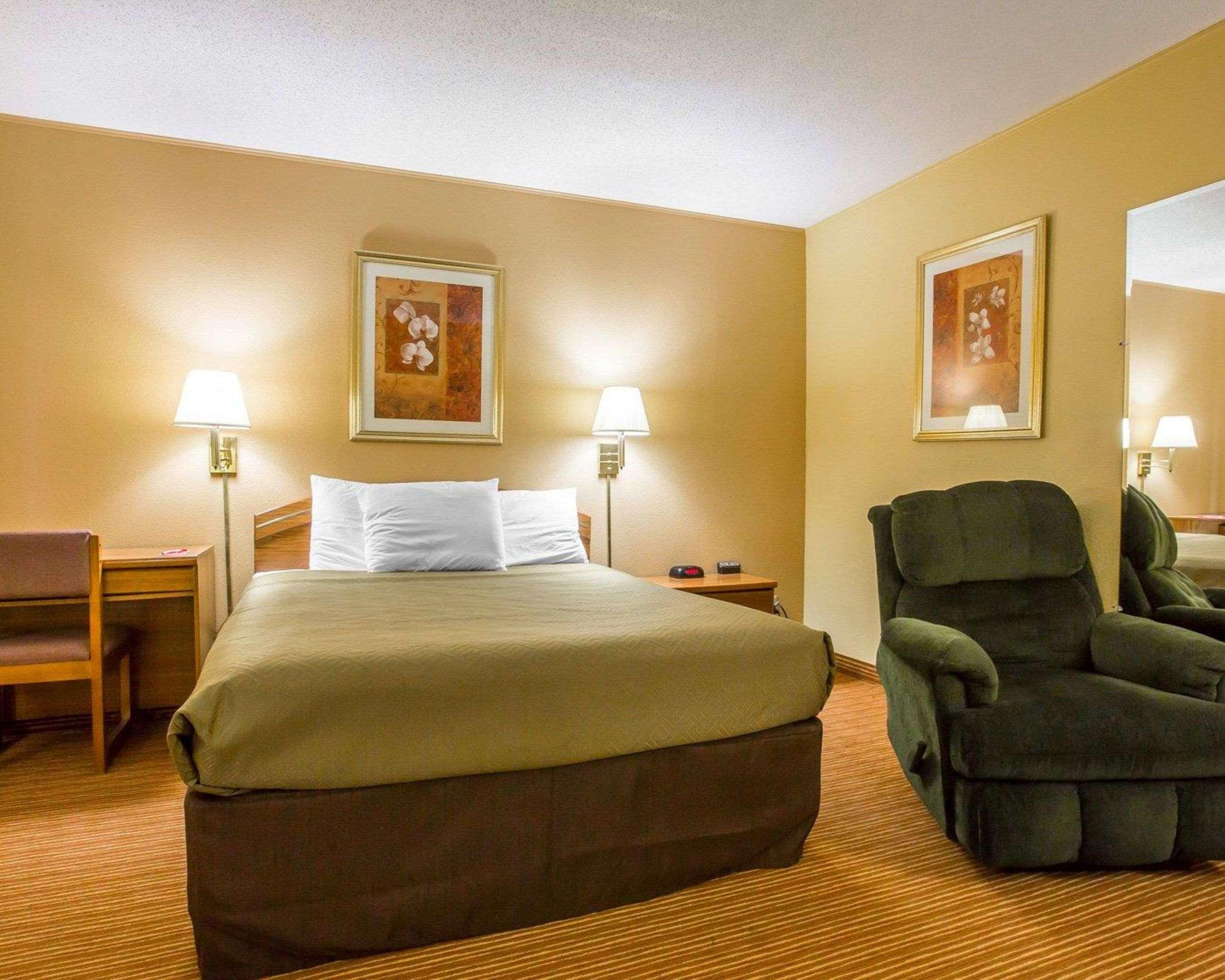 Surestay By Best Western Massena Ngoại thất bức ảnh