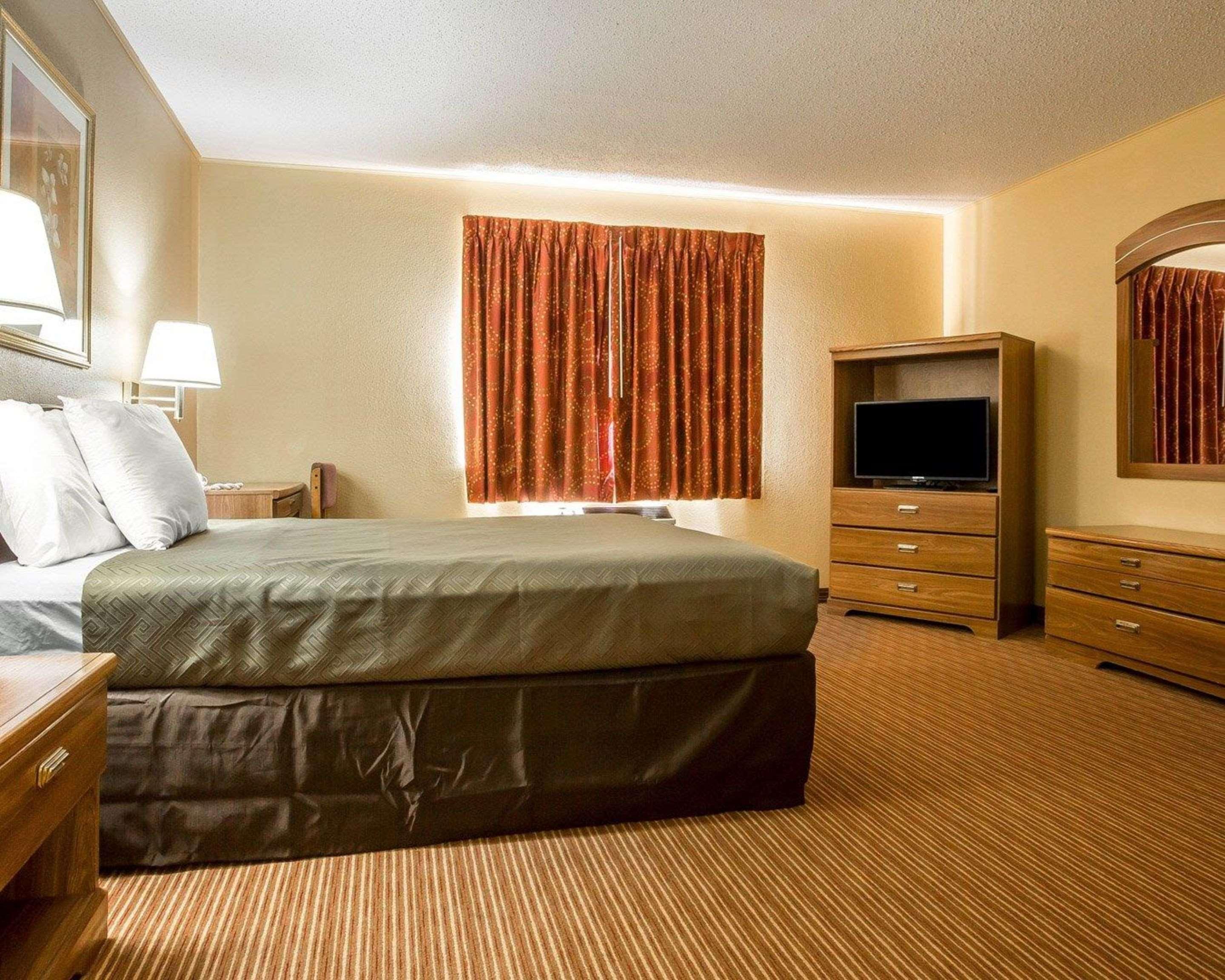 Surestay By Best Western Massena Ngoại thất bức ảnh