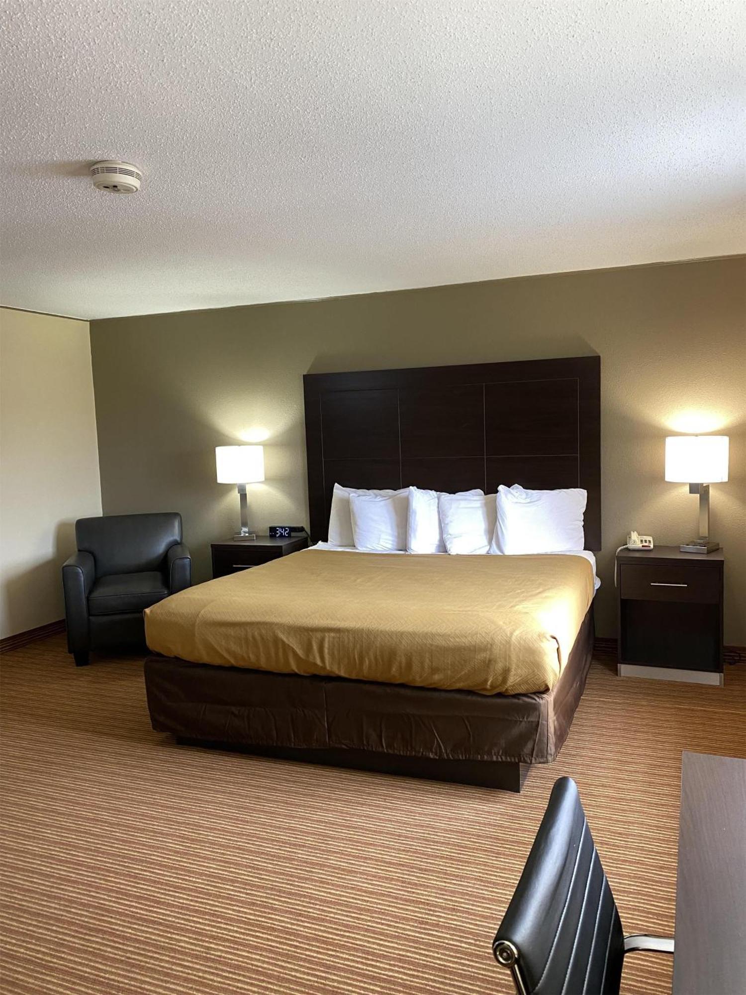Surestay By Best Western Massena Ngoại thất bức ảnh