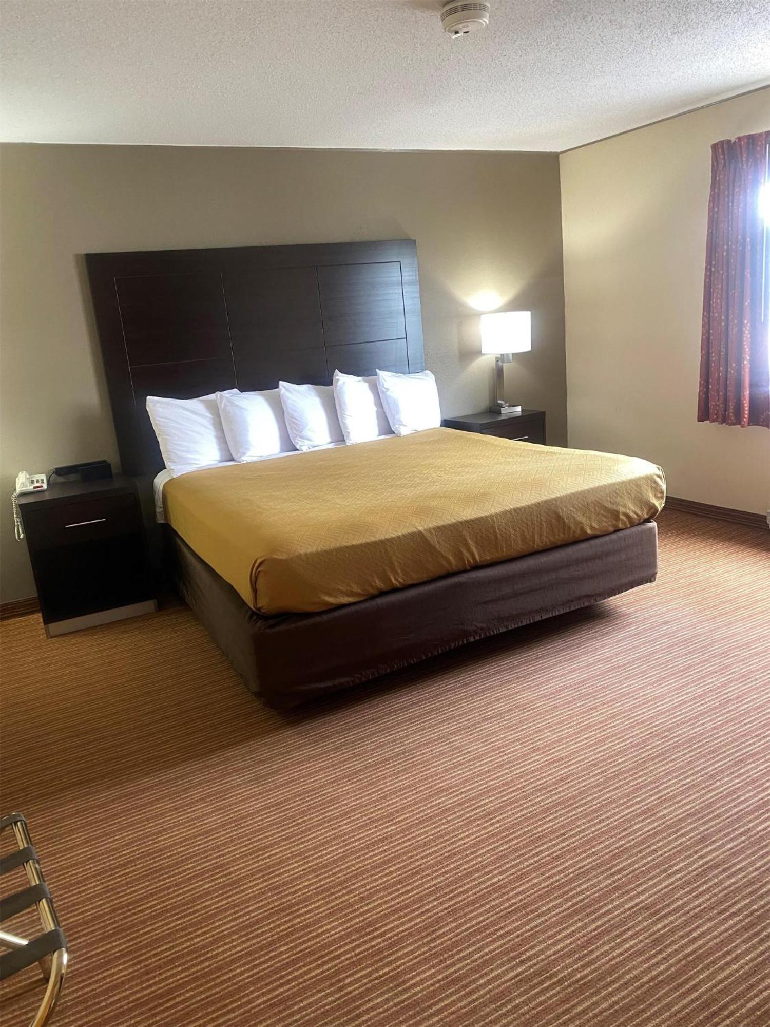 Surestay By Best Western Massena Ngoại thất bức ảnh
